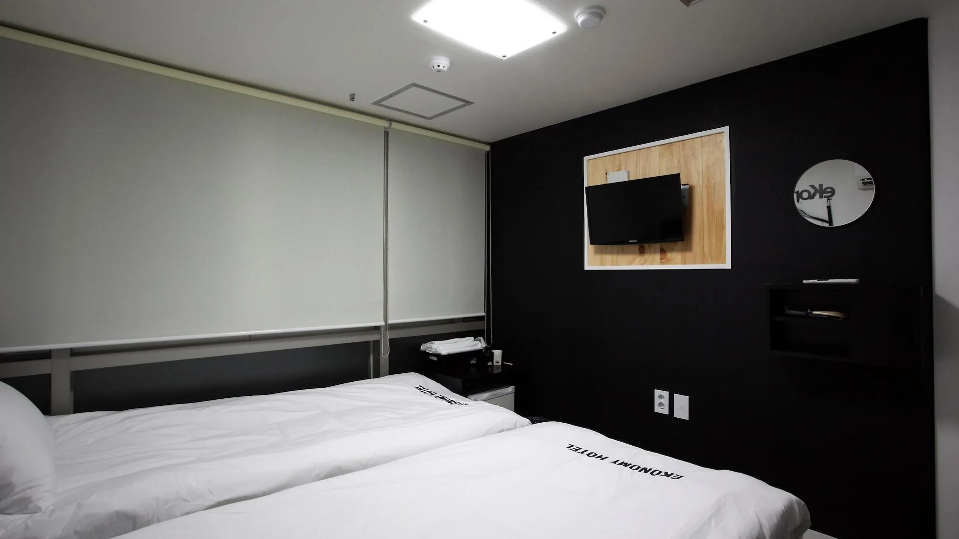 Ekonomy Hotel Myeongdong Premier Сеул