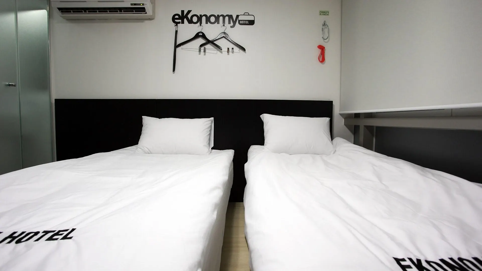 Ekonomy Hotel Myeongdong Premier Seoul 0*,  South Korea
