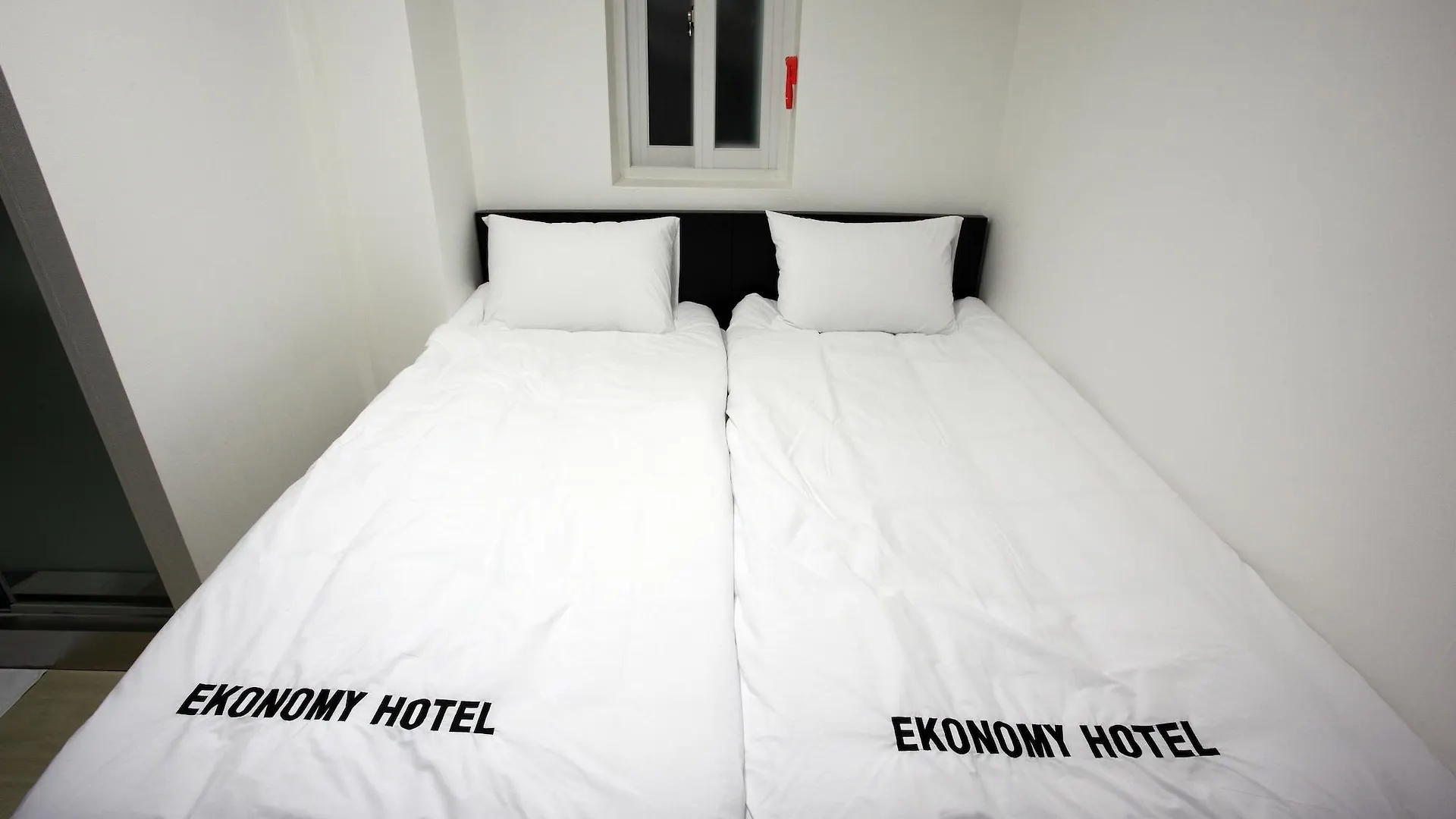 Ekonomy Hotel Myeongdong Premier Seoul