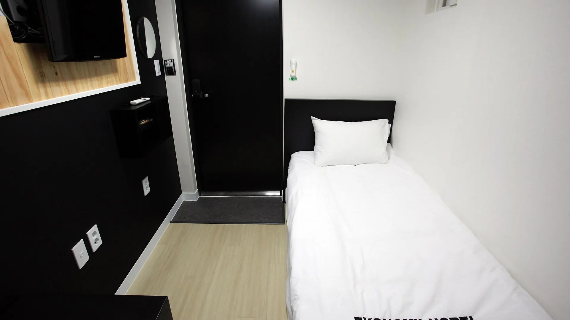Ekonomy Hotel Myeongdong Premier Seoul 0*,