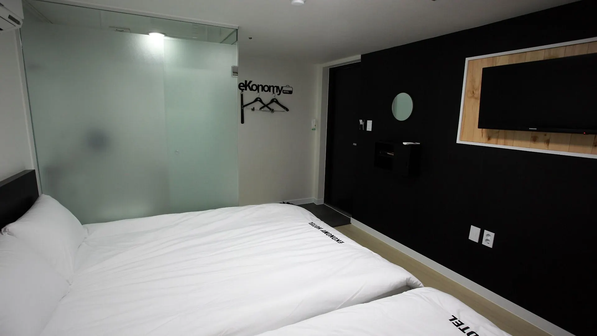 Ekonomy Hotel Myeongdong Premier Seoul 0*,