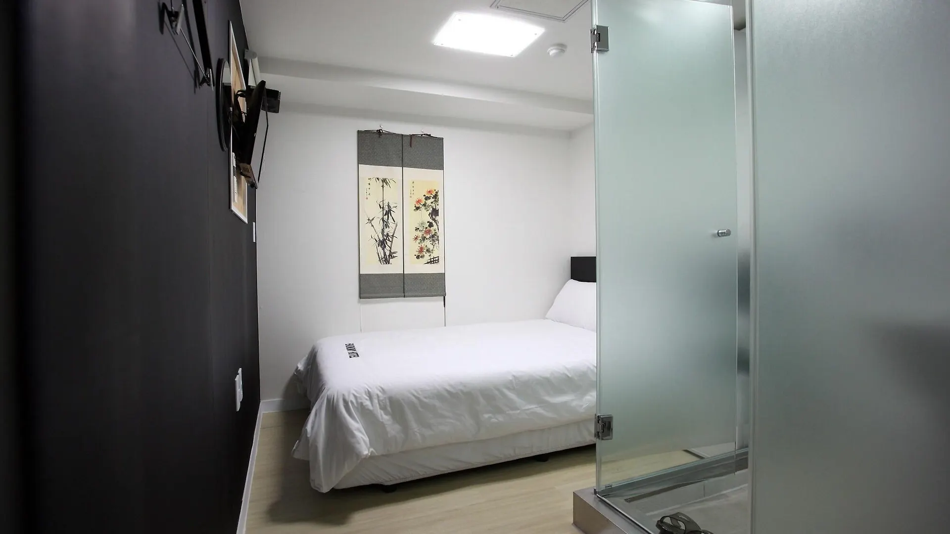 Ekonomy Hotel Myeongdong Premier Seoul Hostel