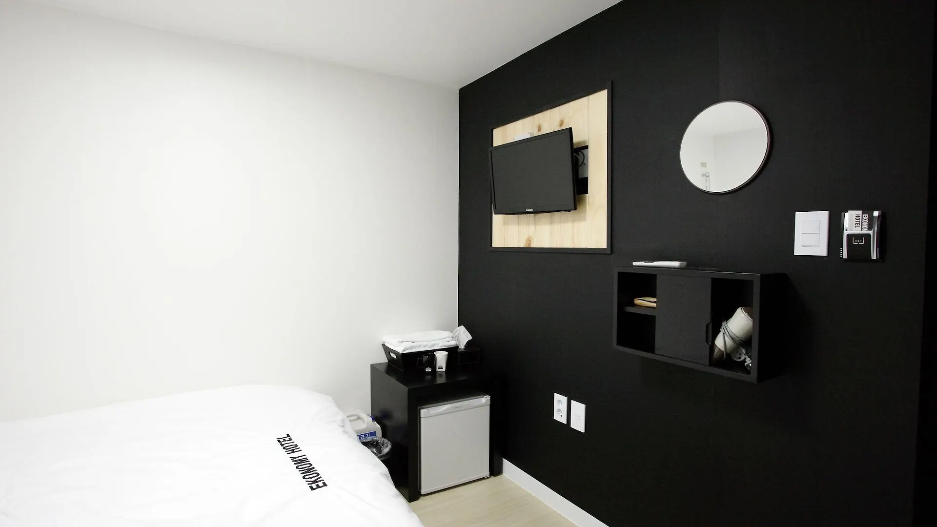 Hostel Ekonomy Hotel Myeongdong Premier Seoul South Korea
