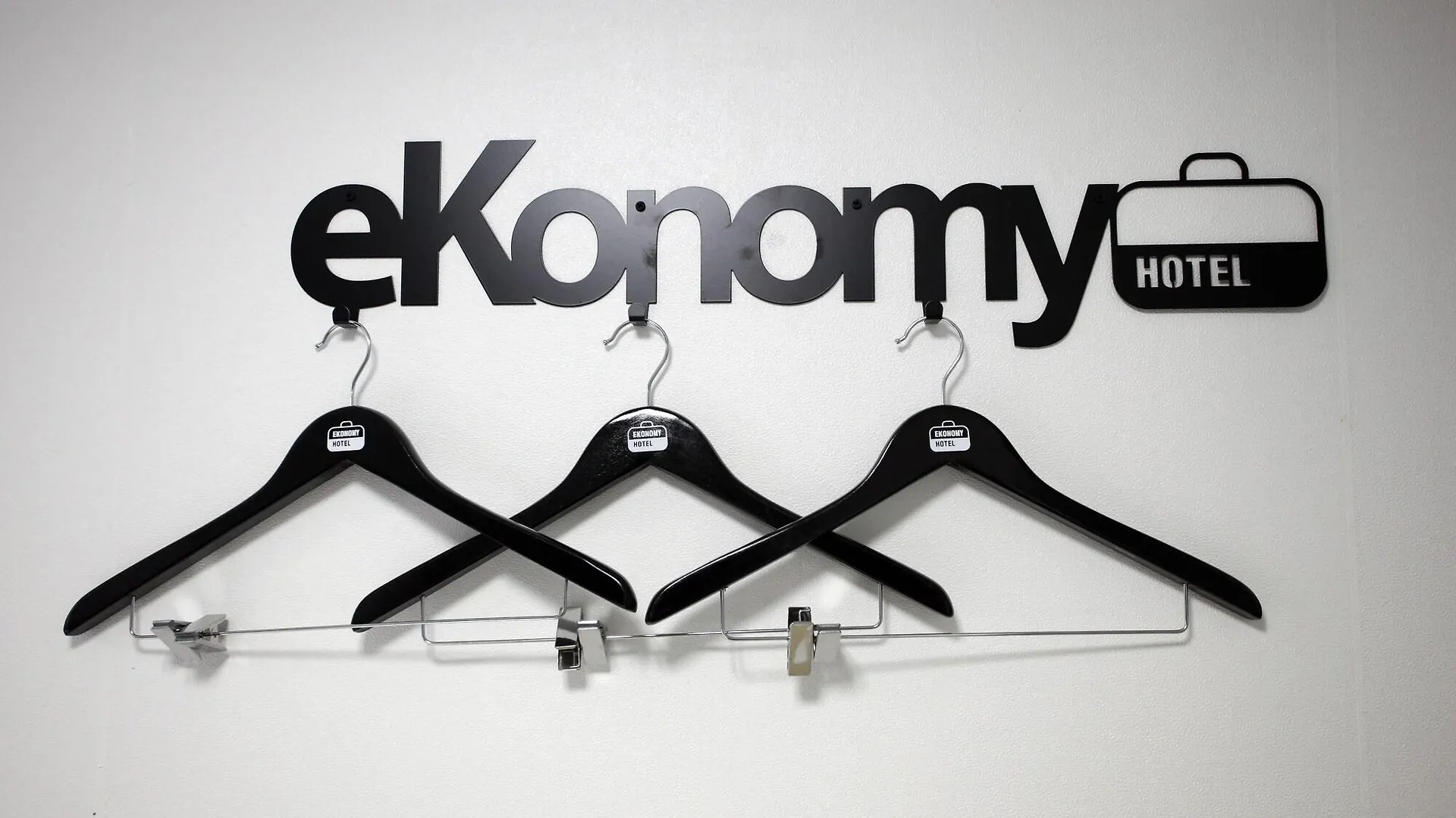Ekonomy Hotel Myeongdong Premier Seoul Hostel