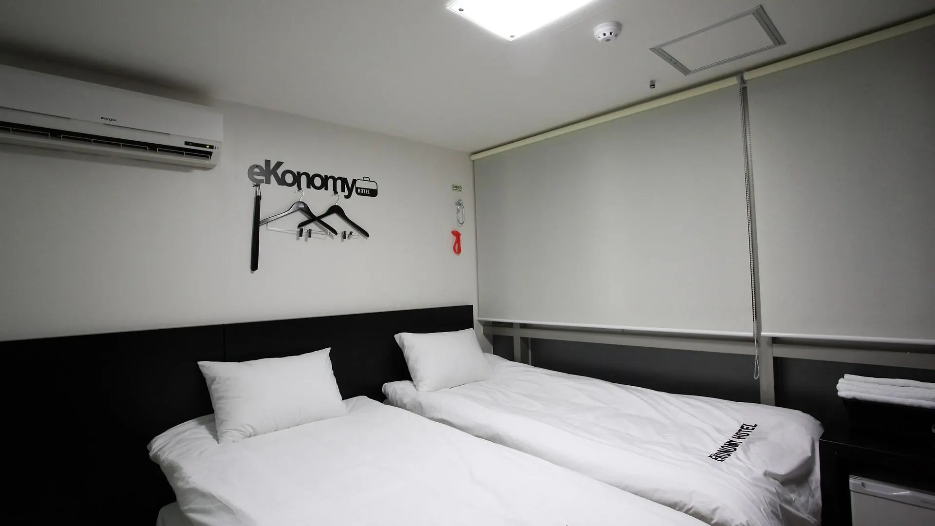 Hostel Ekonomy Hotel Myeongdong Premier Seoul