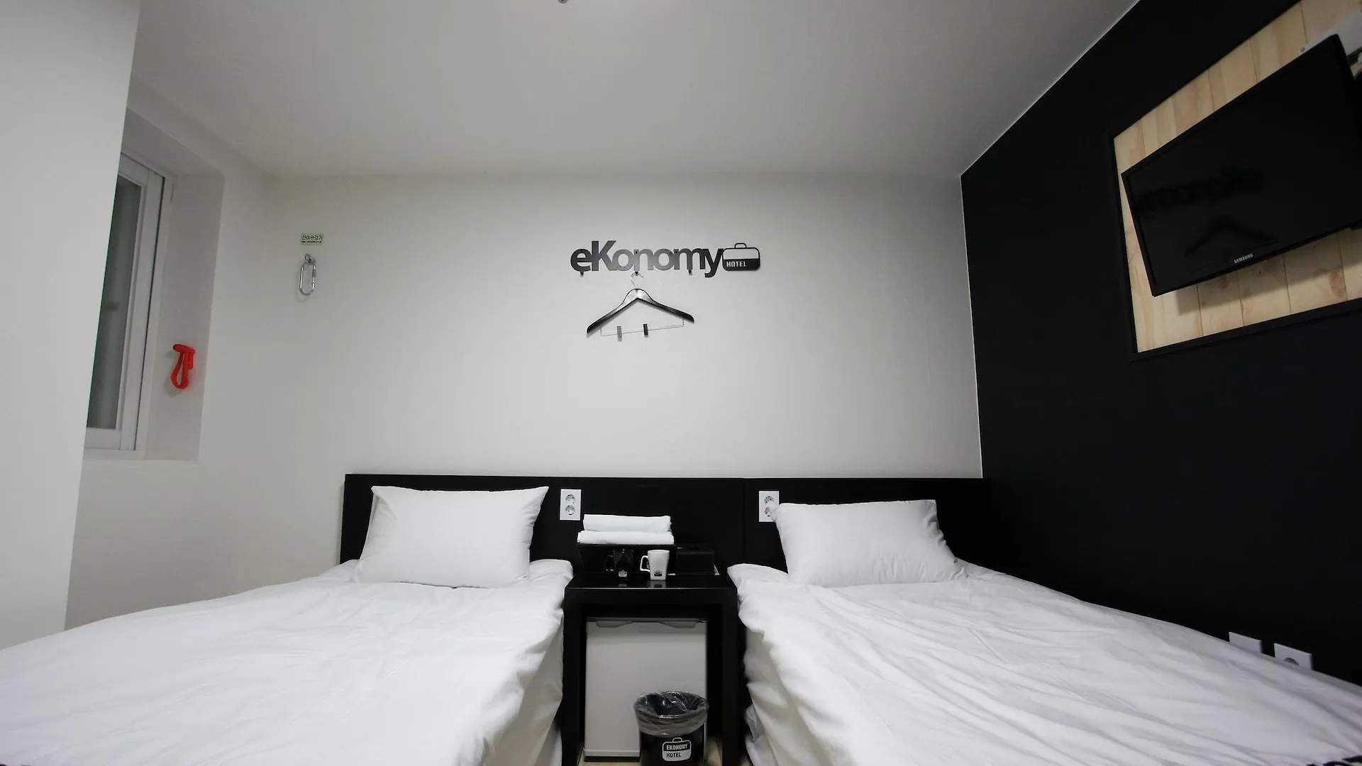 Ekonomy Hotel Myeongdong Premier Seoul