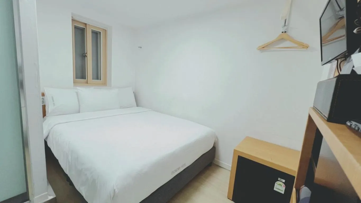 Ekonomy Hotel Myeongdong Premier Seoul 0*,  South Korea
